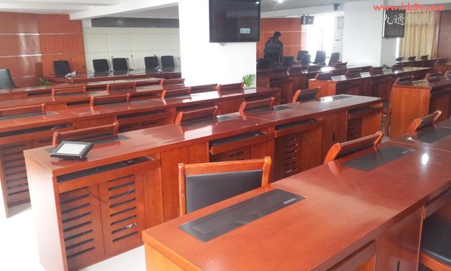 �@ʾ��ȫ�����º�������o�κξ��|�����ڴ������